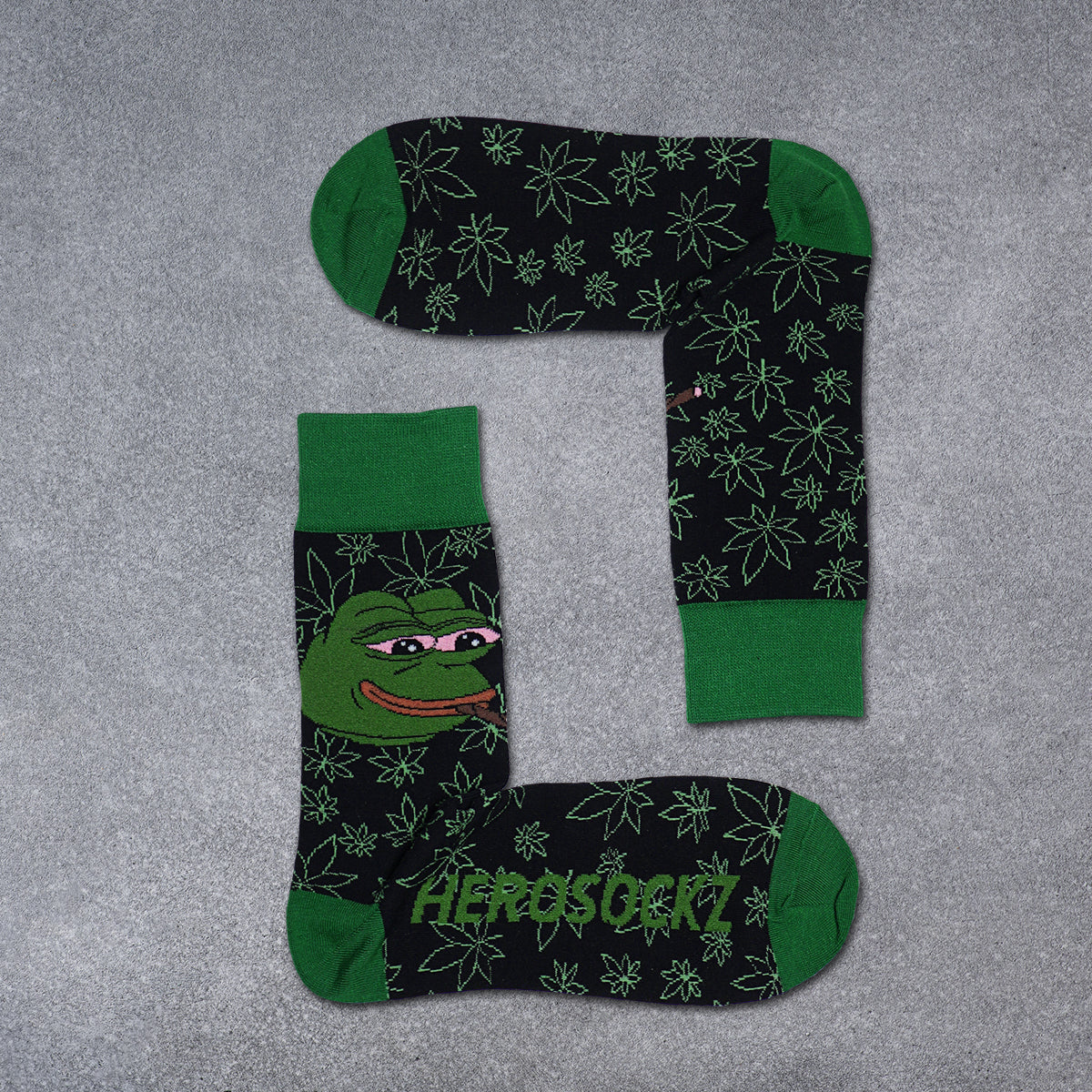 HEROSOCKZ PEPE CHILL SOCKS